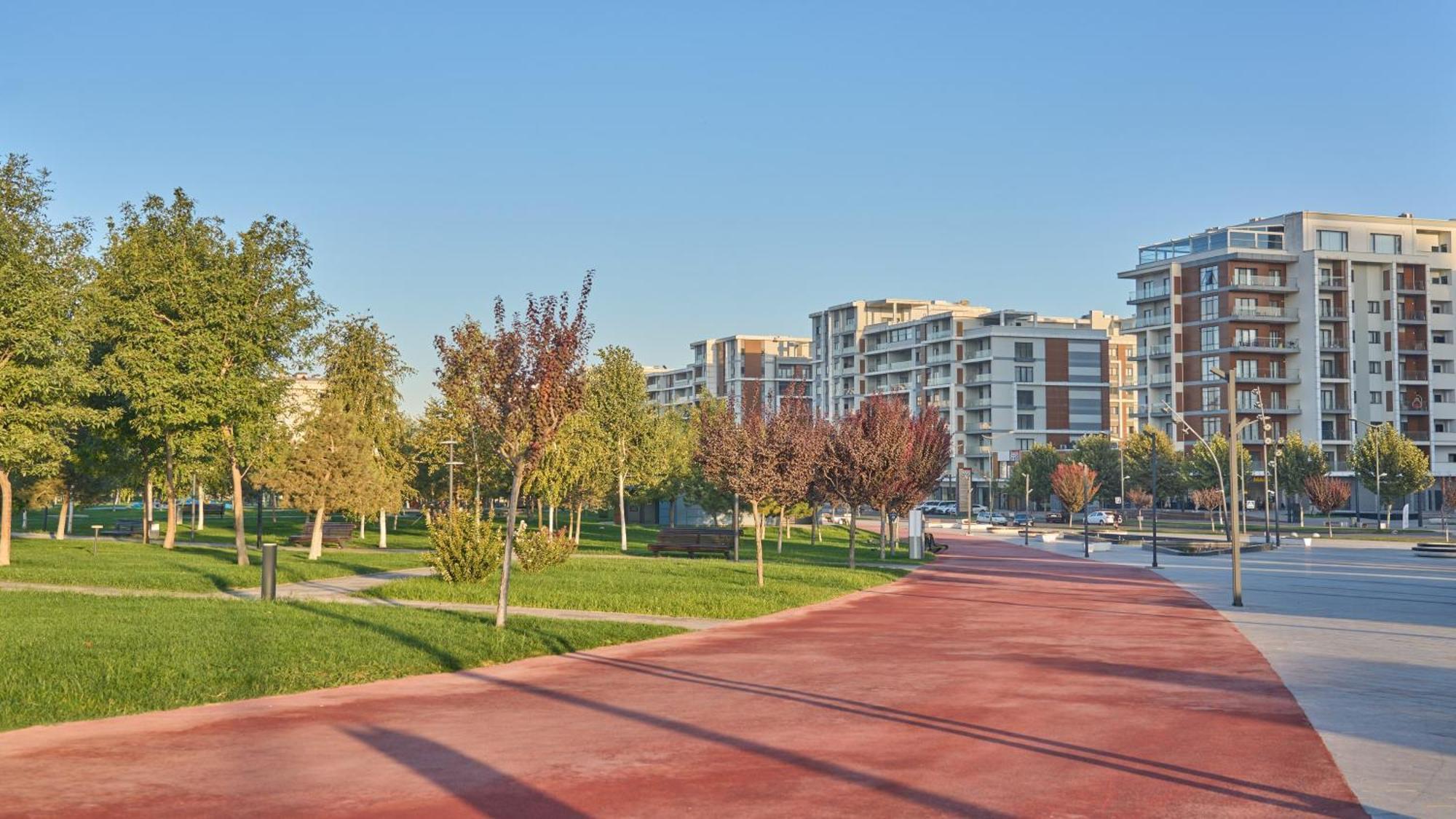 Holiday Inn Tashkent City By Ihg Екстериор снимка