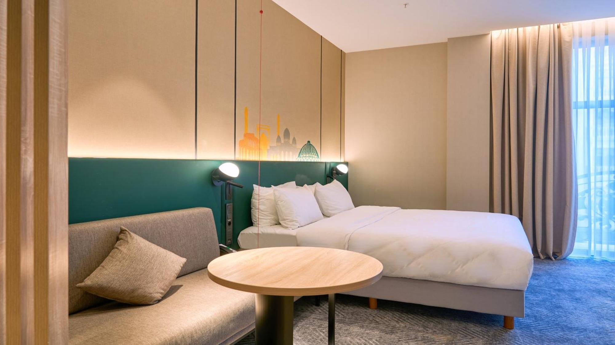 Holiday Inn Tashkent City By Ihg Екстериор снимка