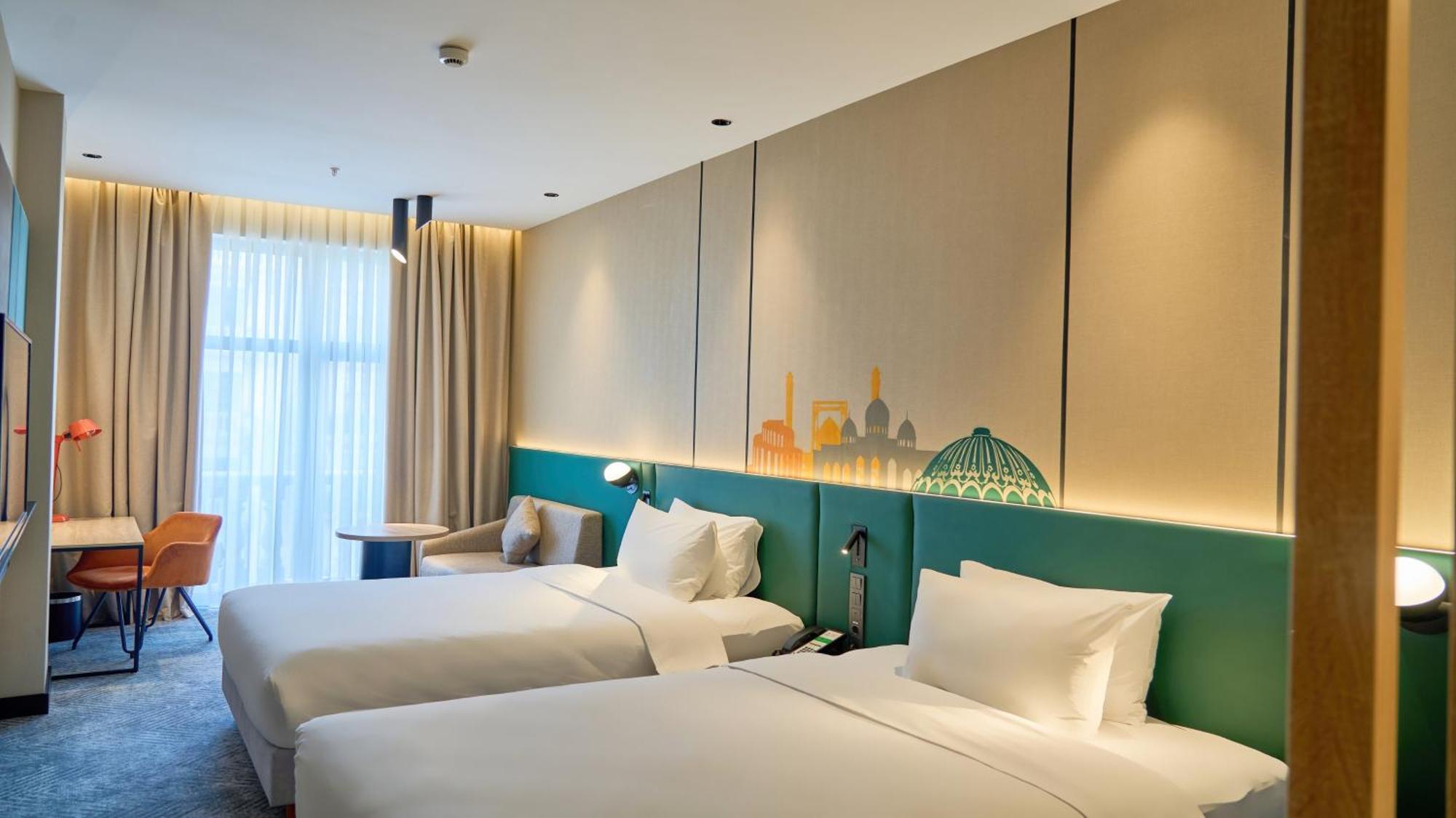 Holiday Inn Tashkent City By Ihg Екстериор снимка
