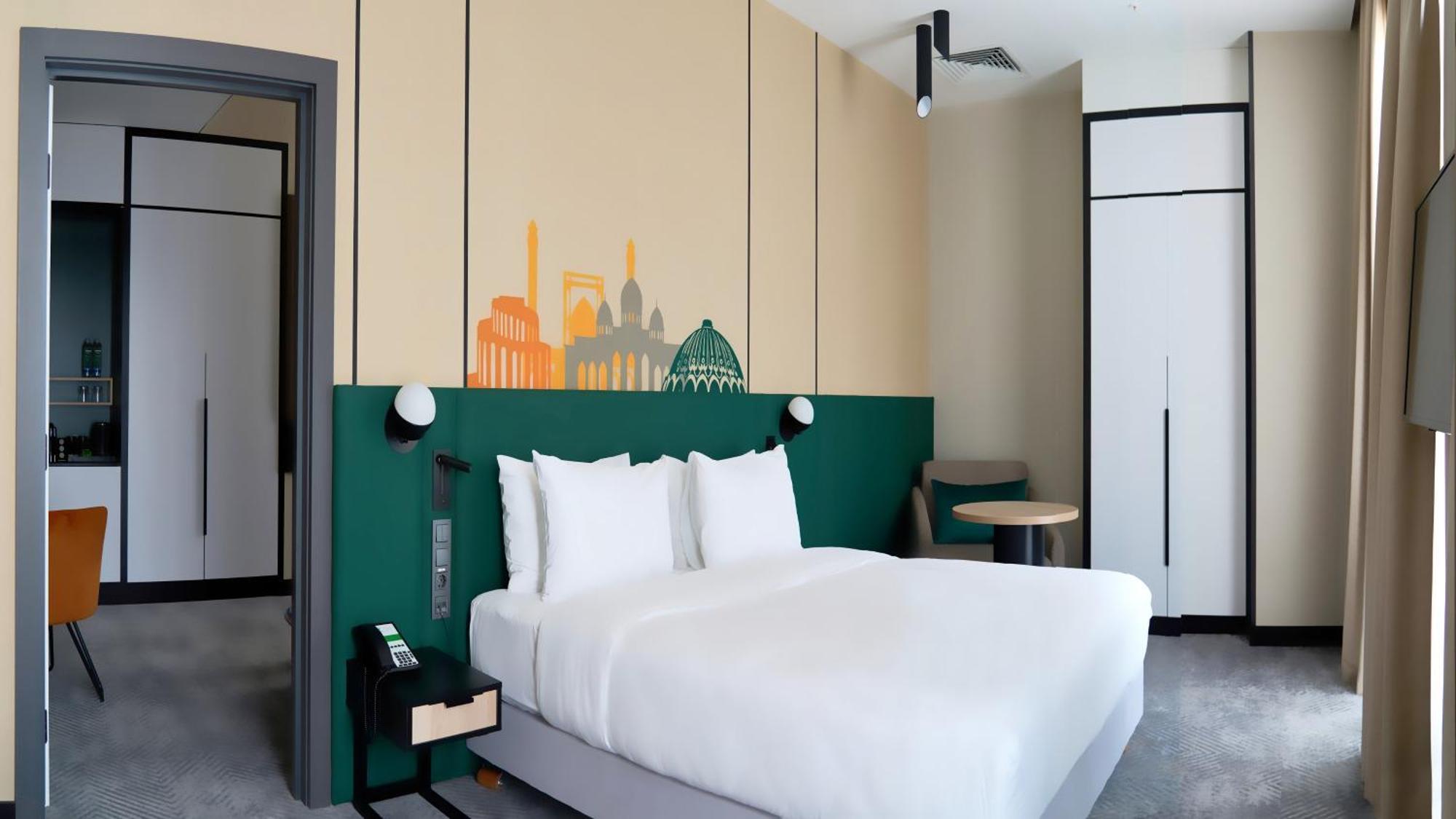 Holiday Inn Tashkent City By Ihg Екстериор снимка