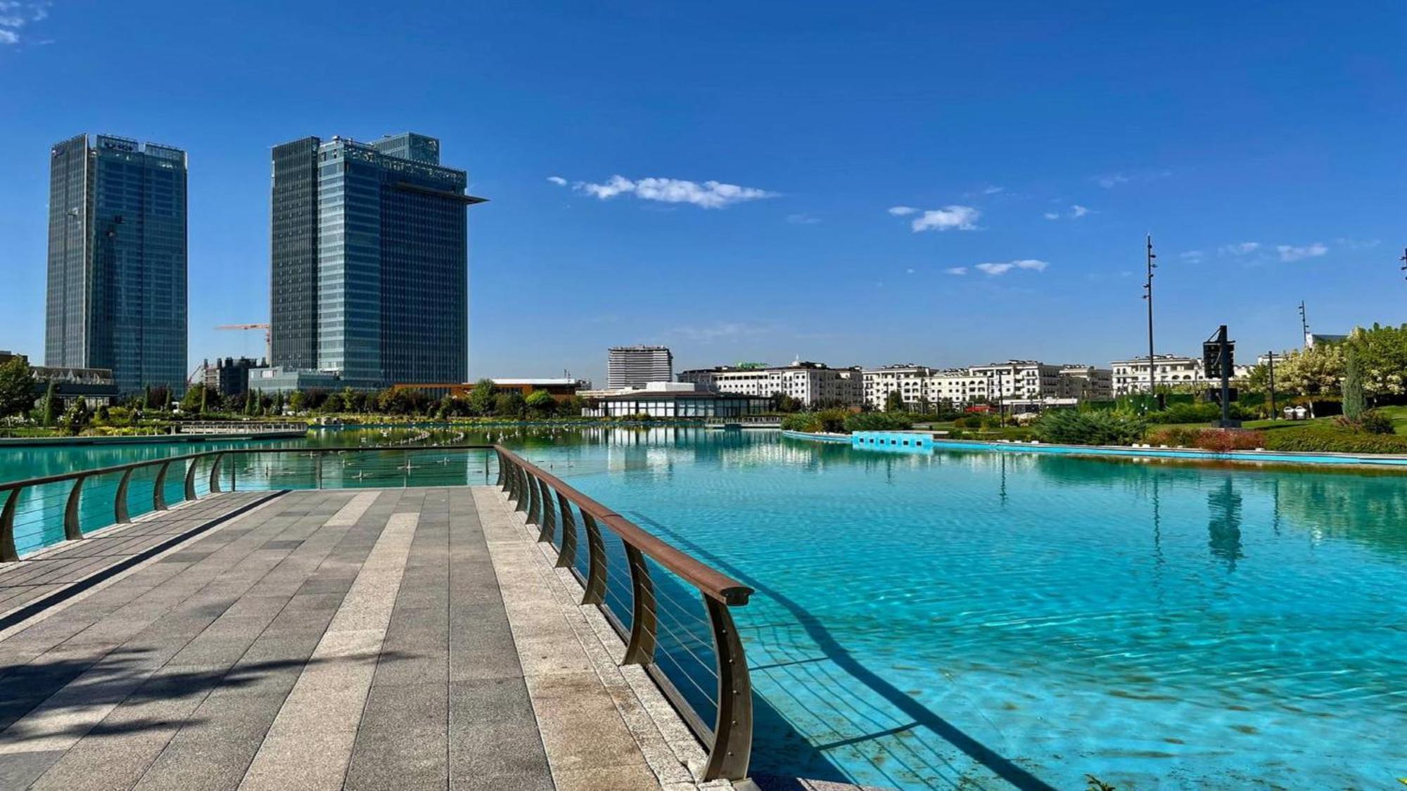 Holiday Inn Tashkent City By Ihg Екстериор снимка